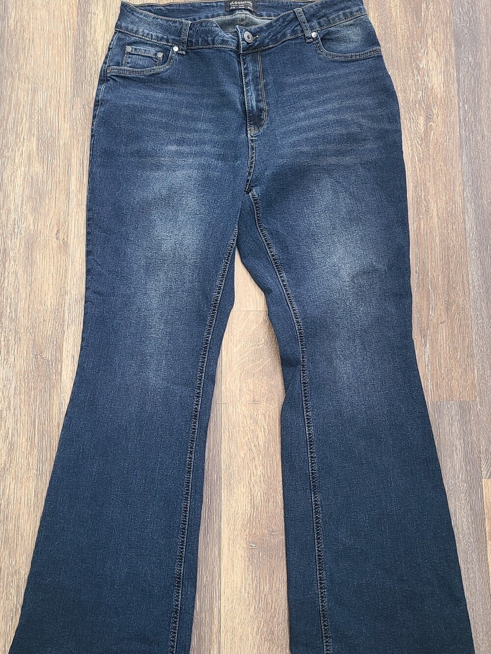 Bloomchic Bootcut Jeans Women's Size 16